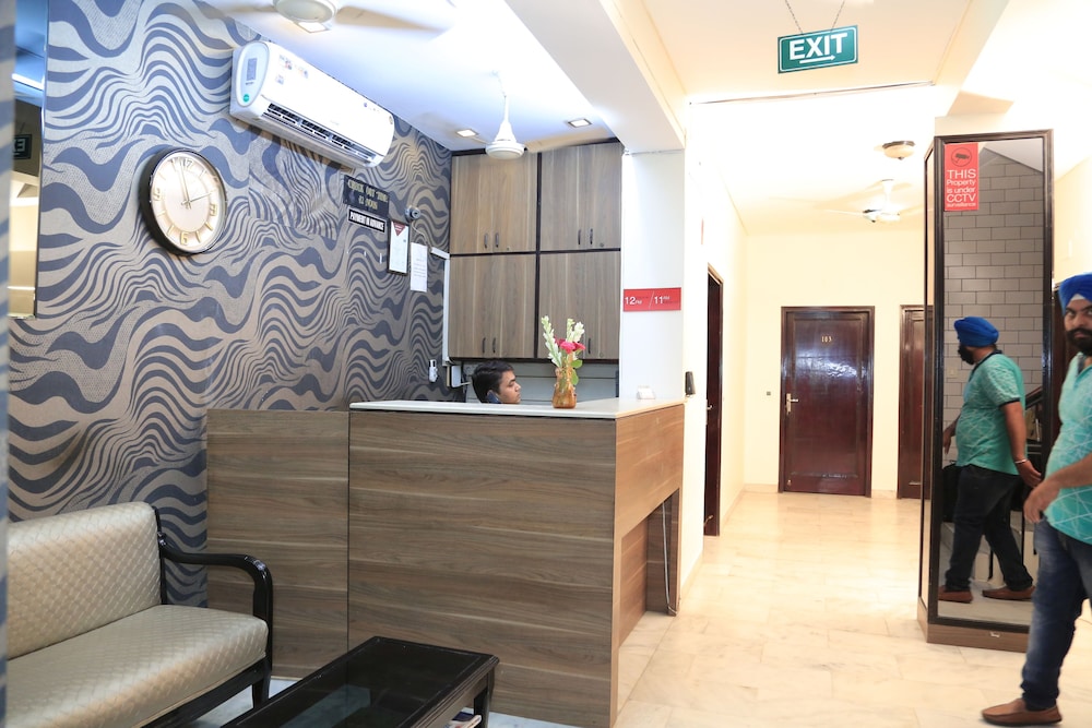Sundeep Inn 3/46