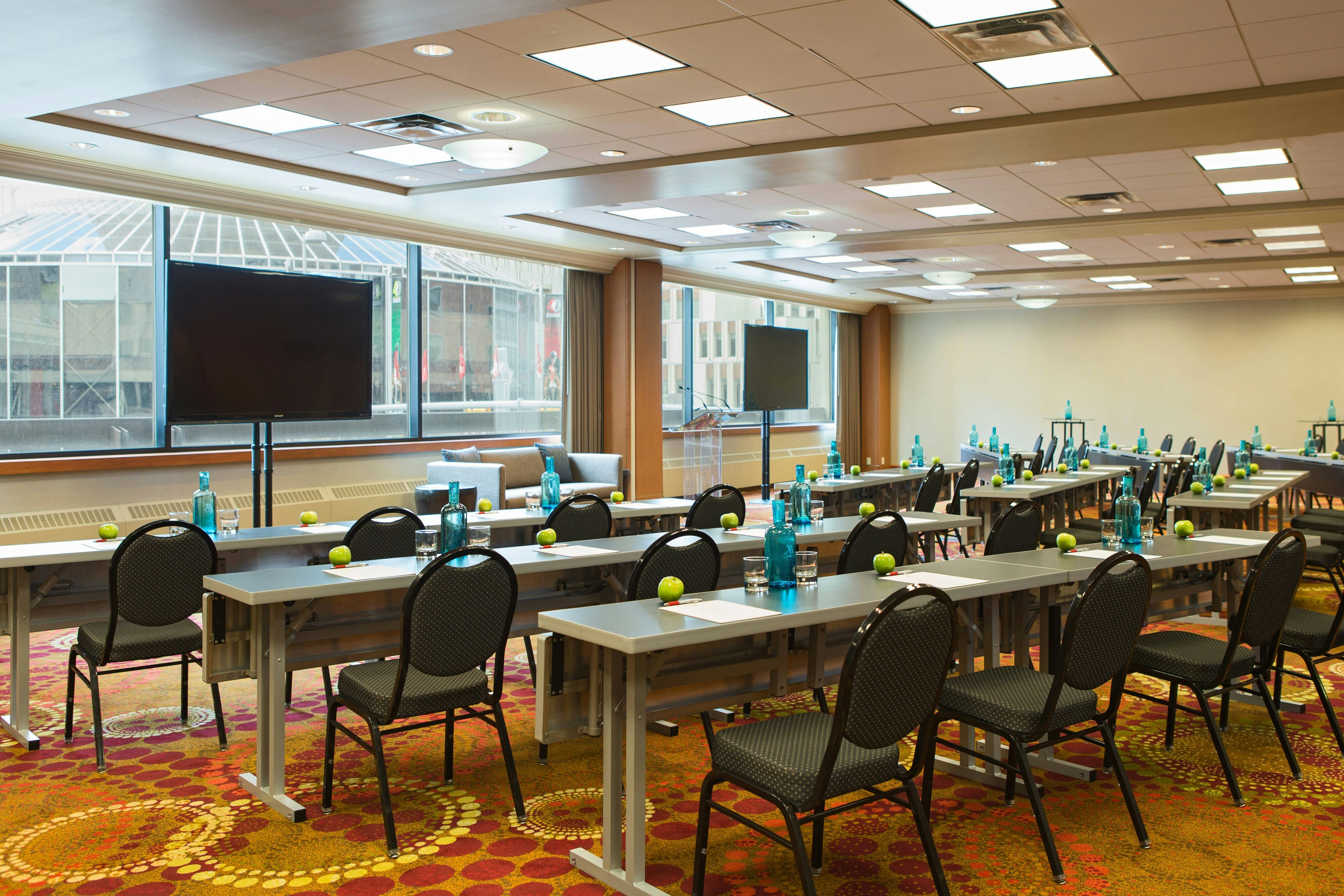 CALGARY MARRIOTT DOWNTOWN HOTEL 60/72