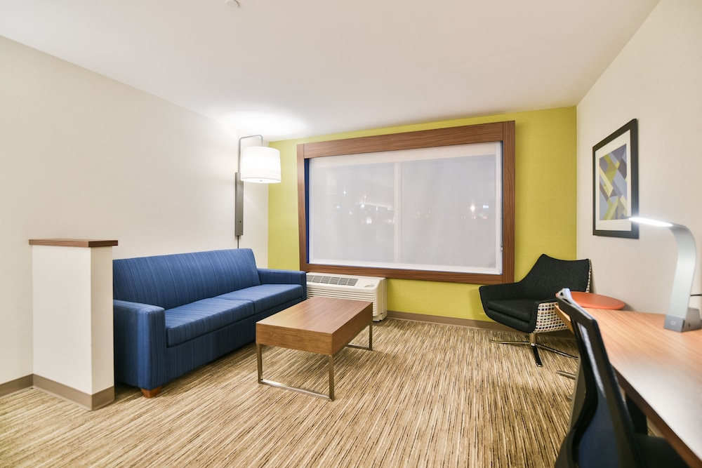 Holiday Inn Express & Suites Lehi Thanksgiving Point 45/58