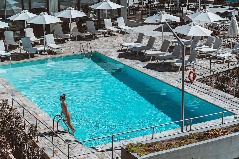 Apollo Resort 35/63