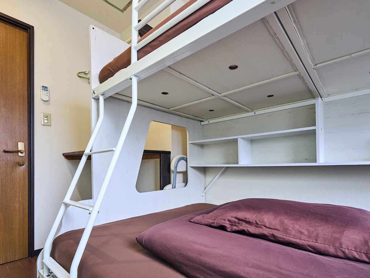 Single, Bunk Bed