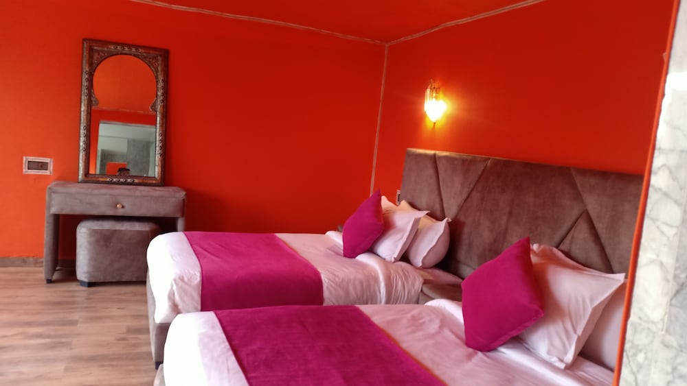 Yakout Merzouga Luxury Camp 22/60
