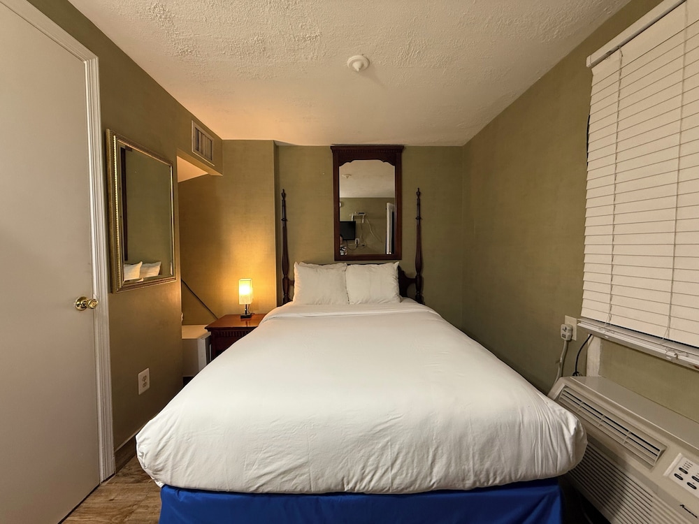 The Windsor Inn 25/61
