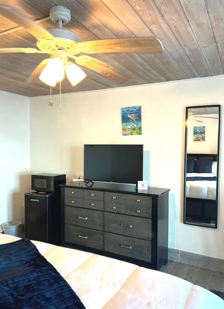 Exuma Palms 27/50
