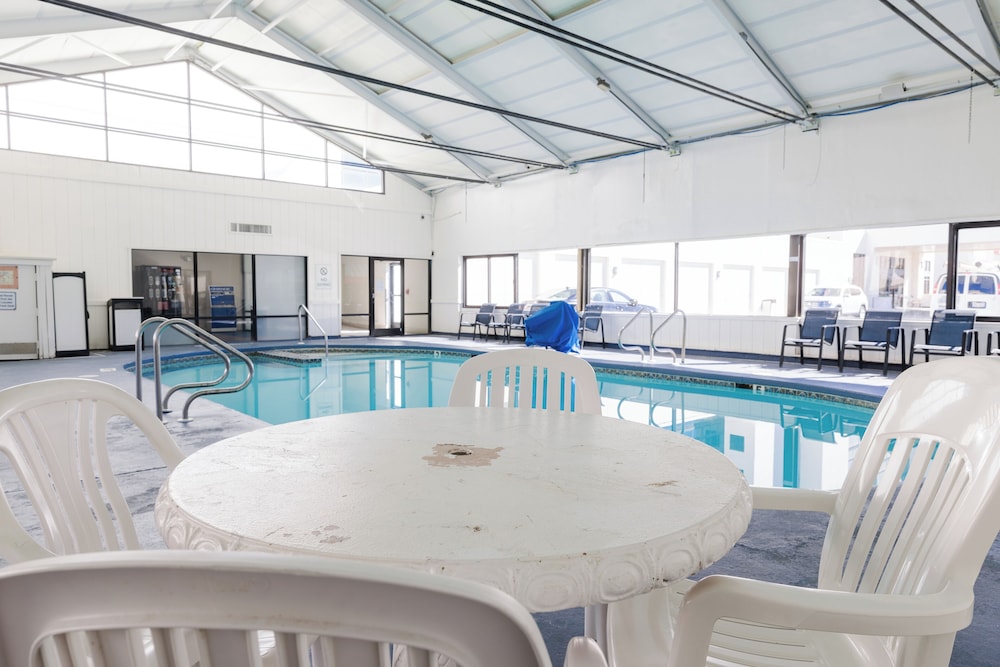 Ramada Plaza by Wyndham Virginia Beach Oceanfront 22/50