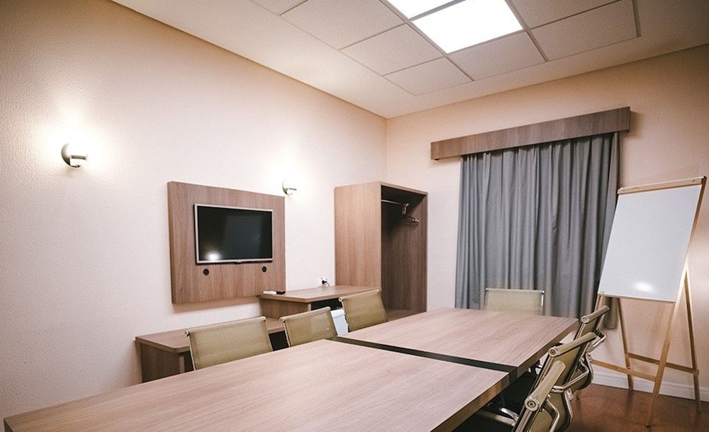 HOTEL 10 SAO LEOPOLDO 20/46