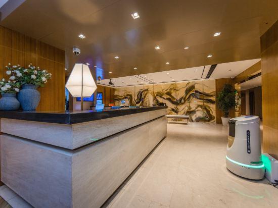 Yitel Premium (Shanghai Wujiaochang Metro Station) 9/37