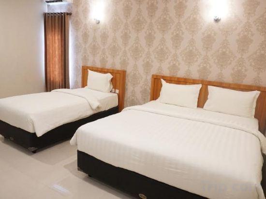 Go Hotel Maumere 18/41