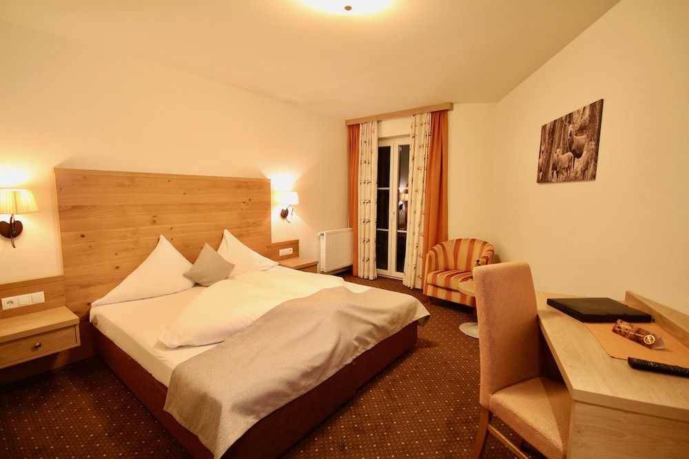 LANDHOTEL LAUDERSBACH 14/71