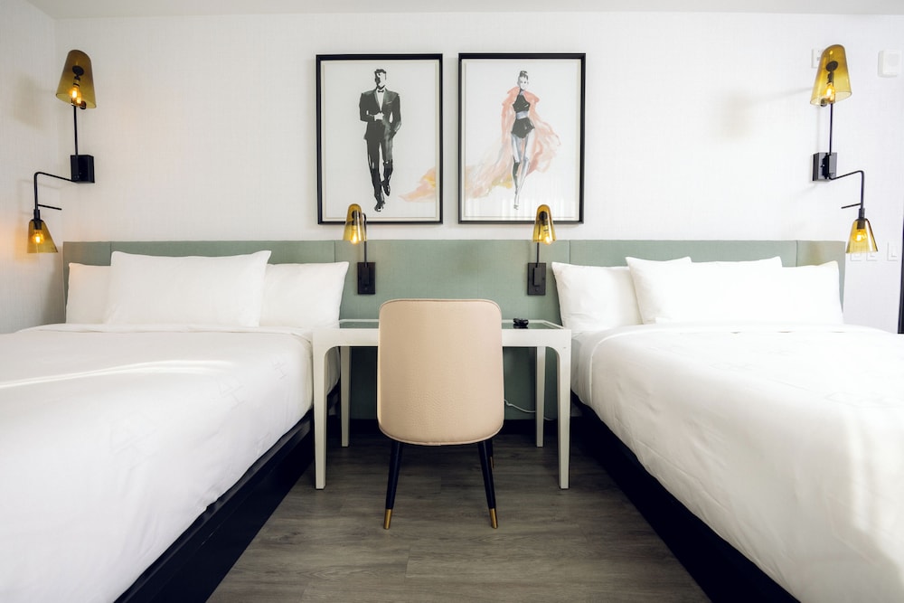 The Godfrey Hotel Hollywood 17/50