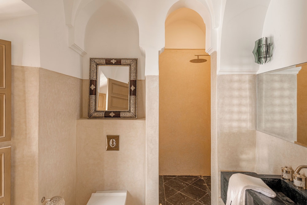 Riad Jaaneman 81/83