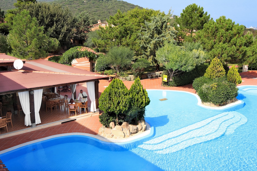 Colonna Hotel Du Golf 56/59