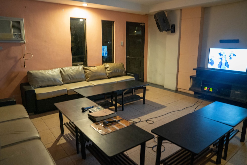 Cebu Westown Lagoon - South Wing 40/57