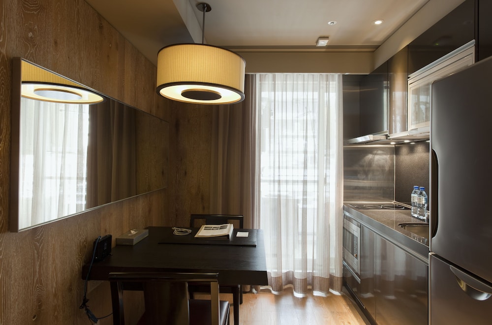 GLORIA RESIDENCE 25/55