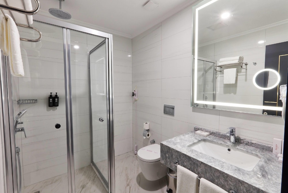 Ramada by Wyndham Istanbul Umraniye 47/50