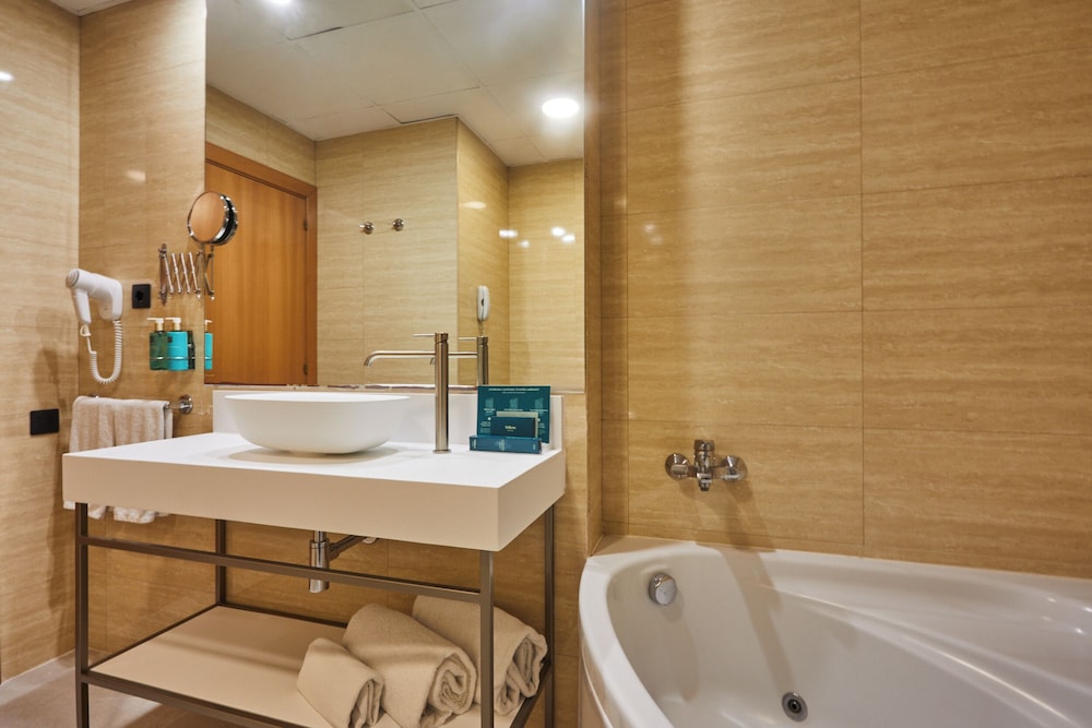 Silken Sant Gervasi Hotel 43/44
