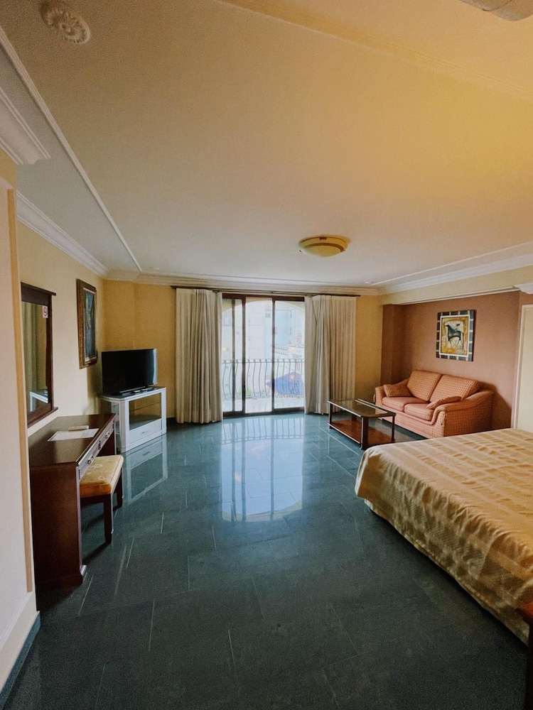 Hotel Kazar 10/30