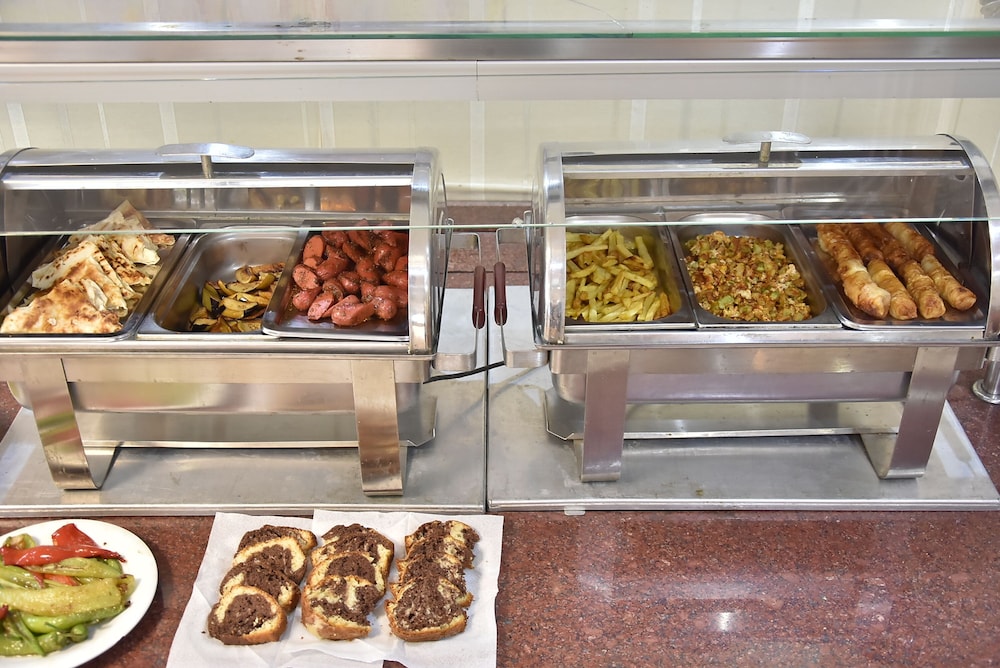 restaurant-cafeteria