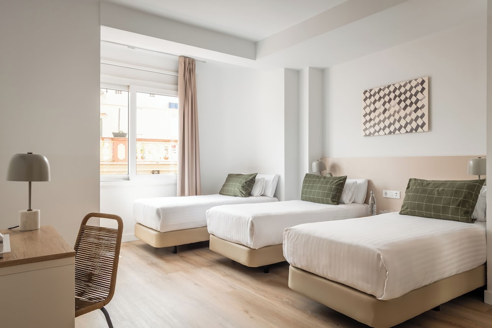غرفة ثلاثية بثلاثة أسرّة، Hotel Margarit 8/10