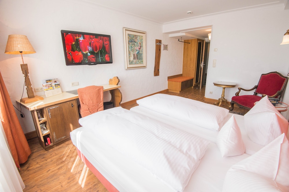 COMFORT, KING BED