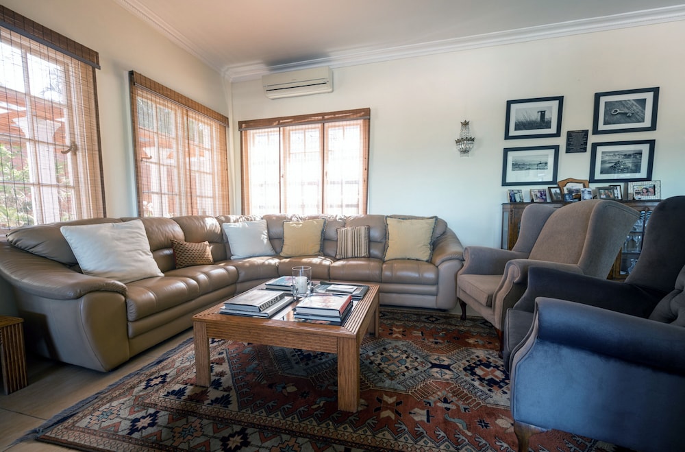 Albion Manor 24/39