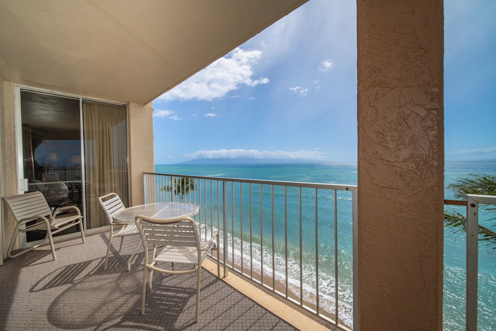 Royal Kahana Maui by OUTRIGGER 45/77