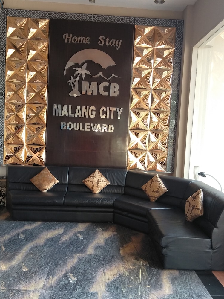Malang City Boulevard Homestay And Resto 34/55