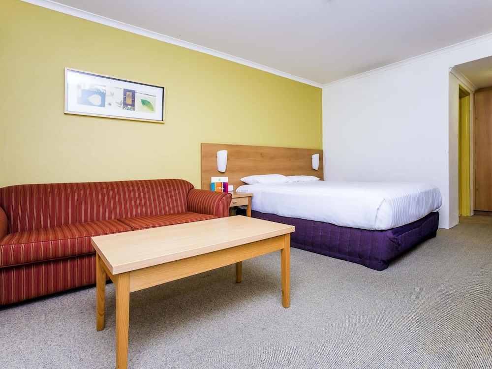 Ibis Styles Canberra Eaglehawk 26/65