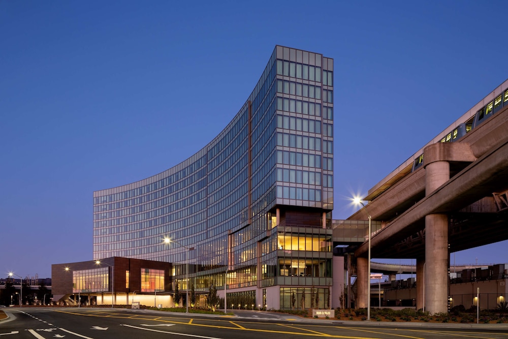 Grand Hyatt At Sfo 1/48
