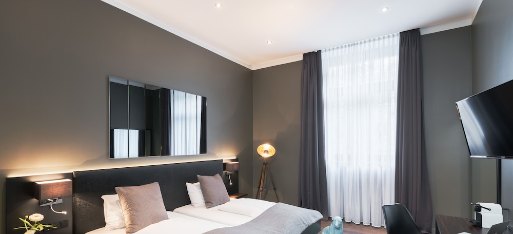 Hotel AMANO Dusseldorf 46/97