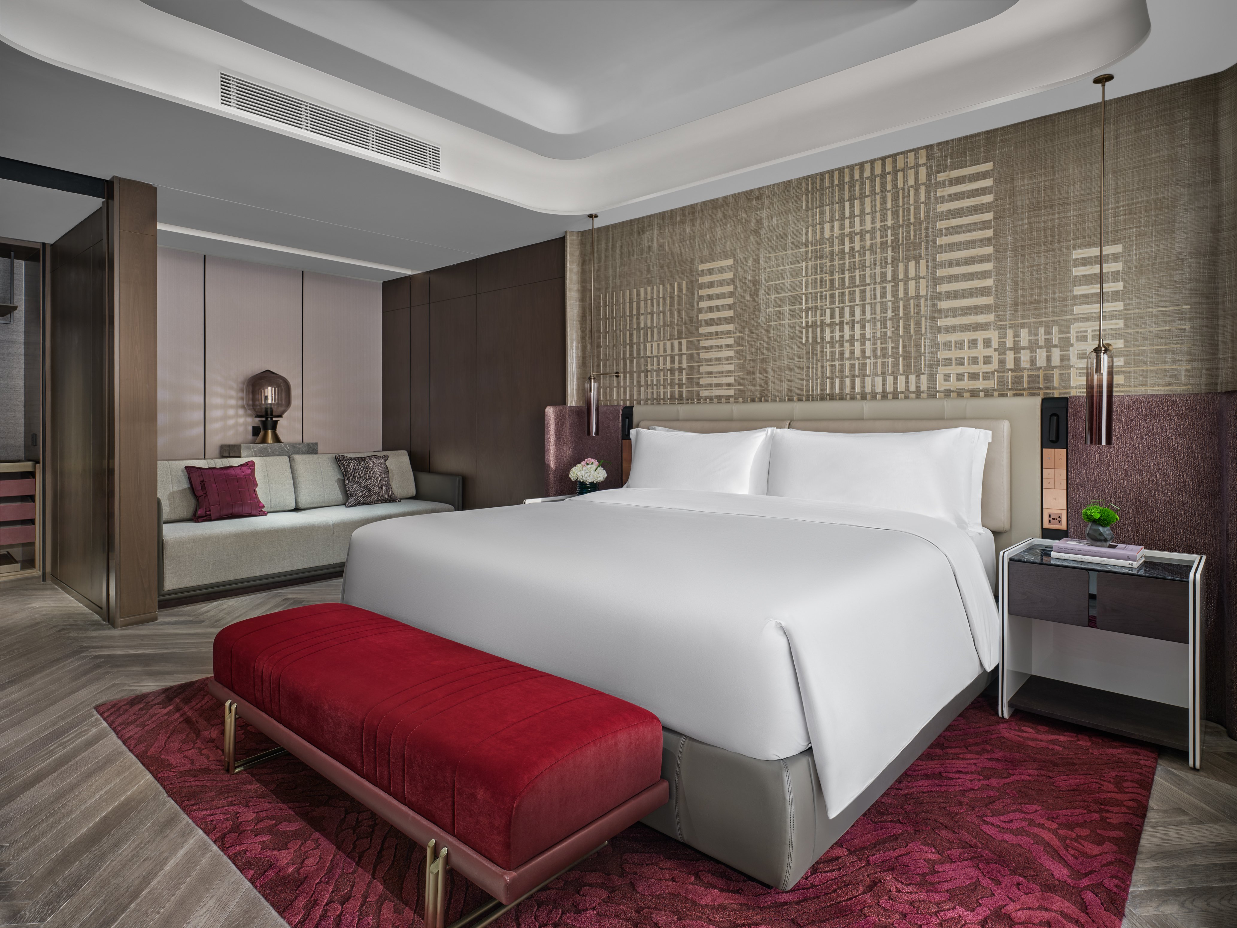 1 Bedroom, Suite, King Bed, Living and Dining Areas