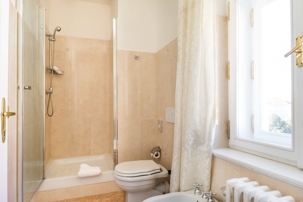 Hotel La Fenice 50/52