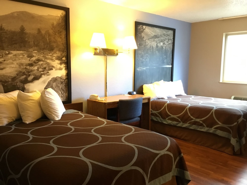Super 8 by Wyndham Newburgh/West Point Near Stewart Airport 8/25