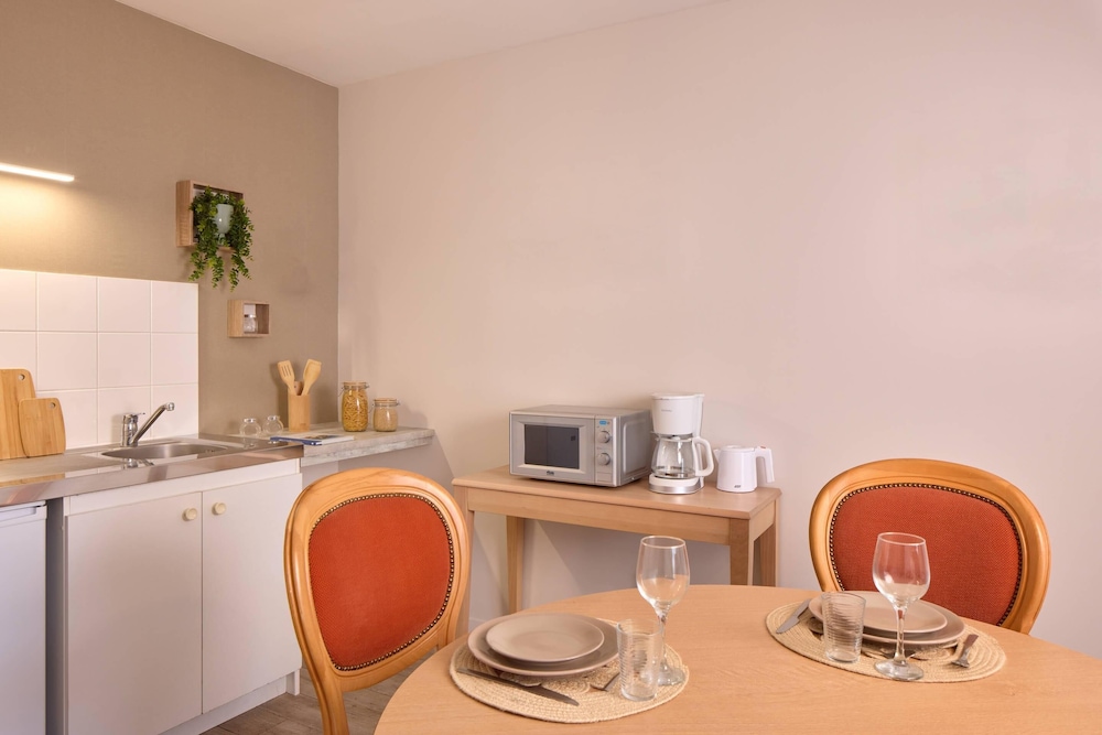 Quality Aparthotel Portes de Rennes 25/30