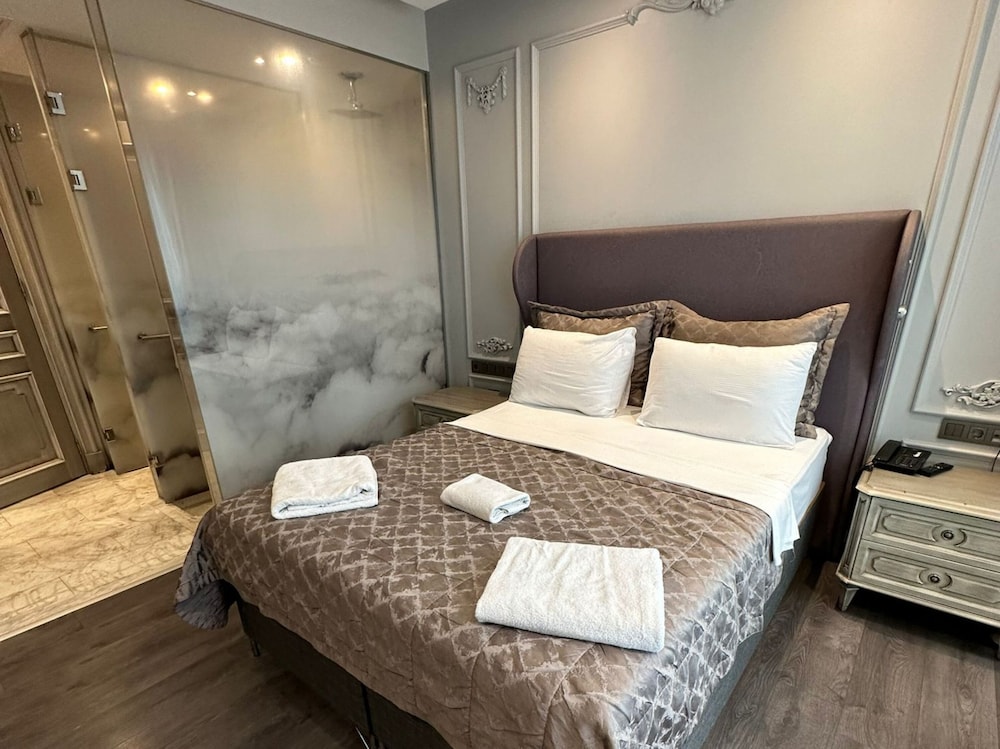 TK Taxim Bosphorus Hotel 8/50