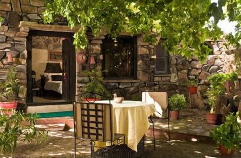 MANDORE GUEST HOUSE A LEAFY HERITAGE RESORT 3/35