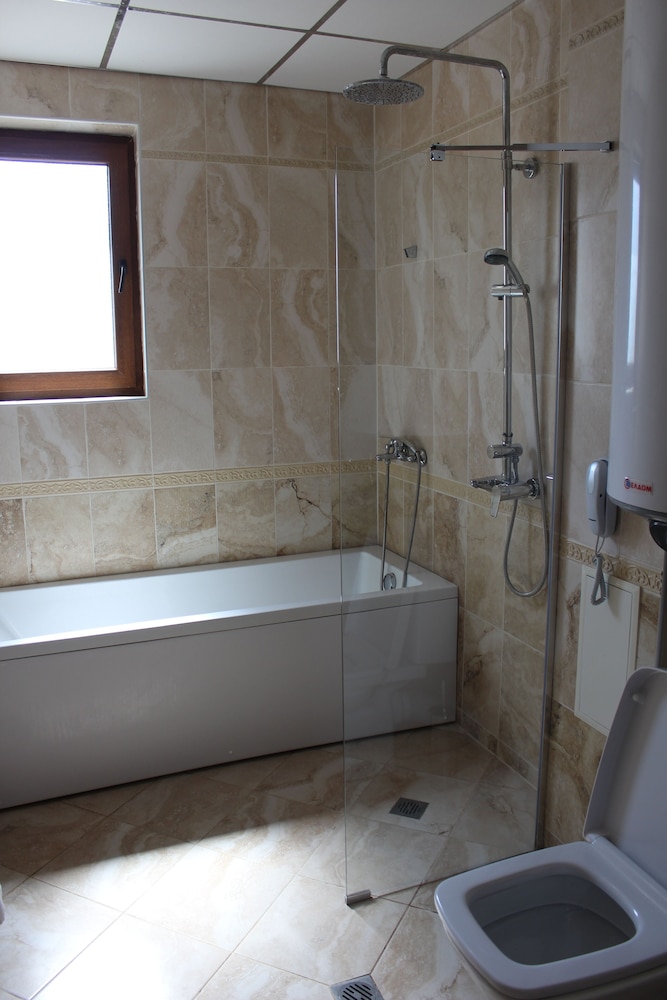 Vemara City Apart Hotel 68/68