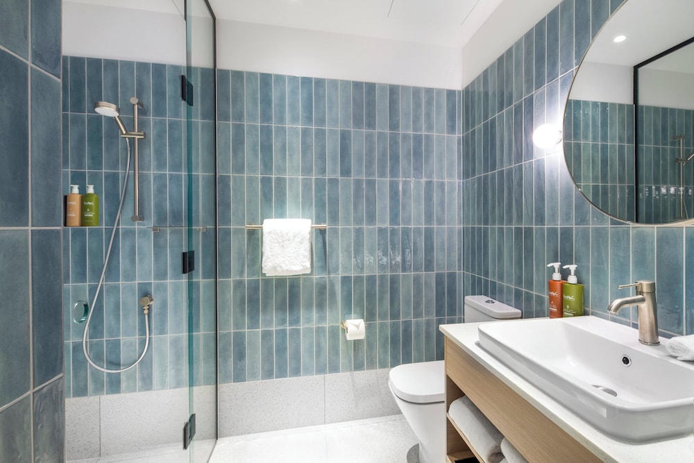 Holiday Inn Melbourne Bourke Street Mall by IHG 45/48