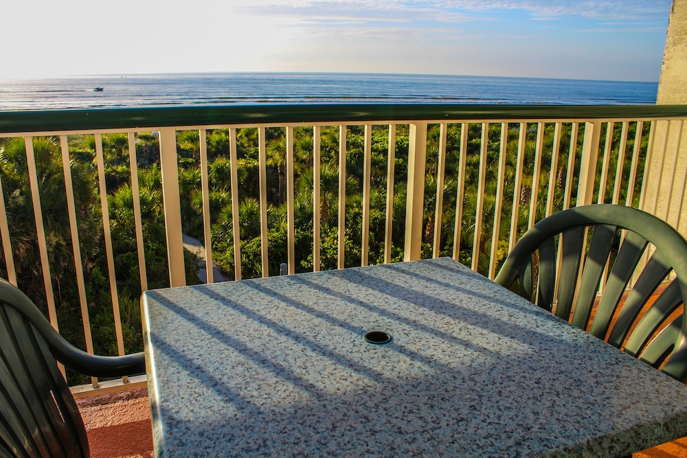 The Resort On Cocoa Beach 20/34