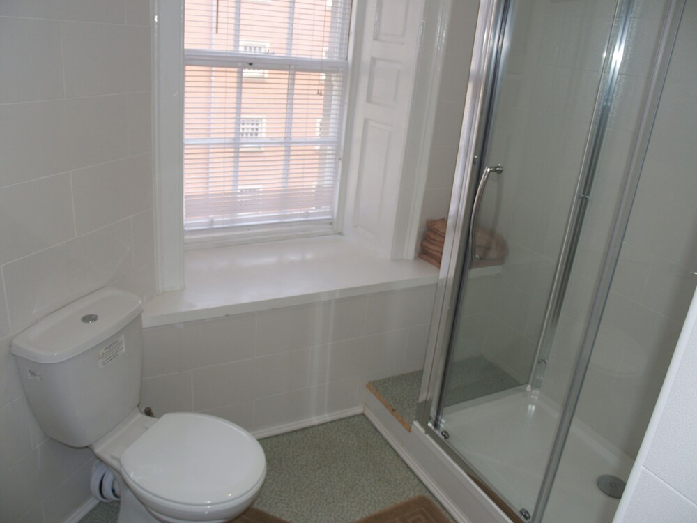 Niddry Street Apartments 24/27