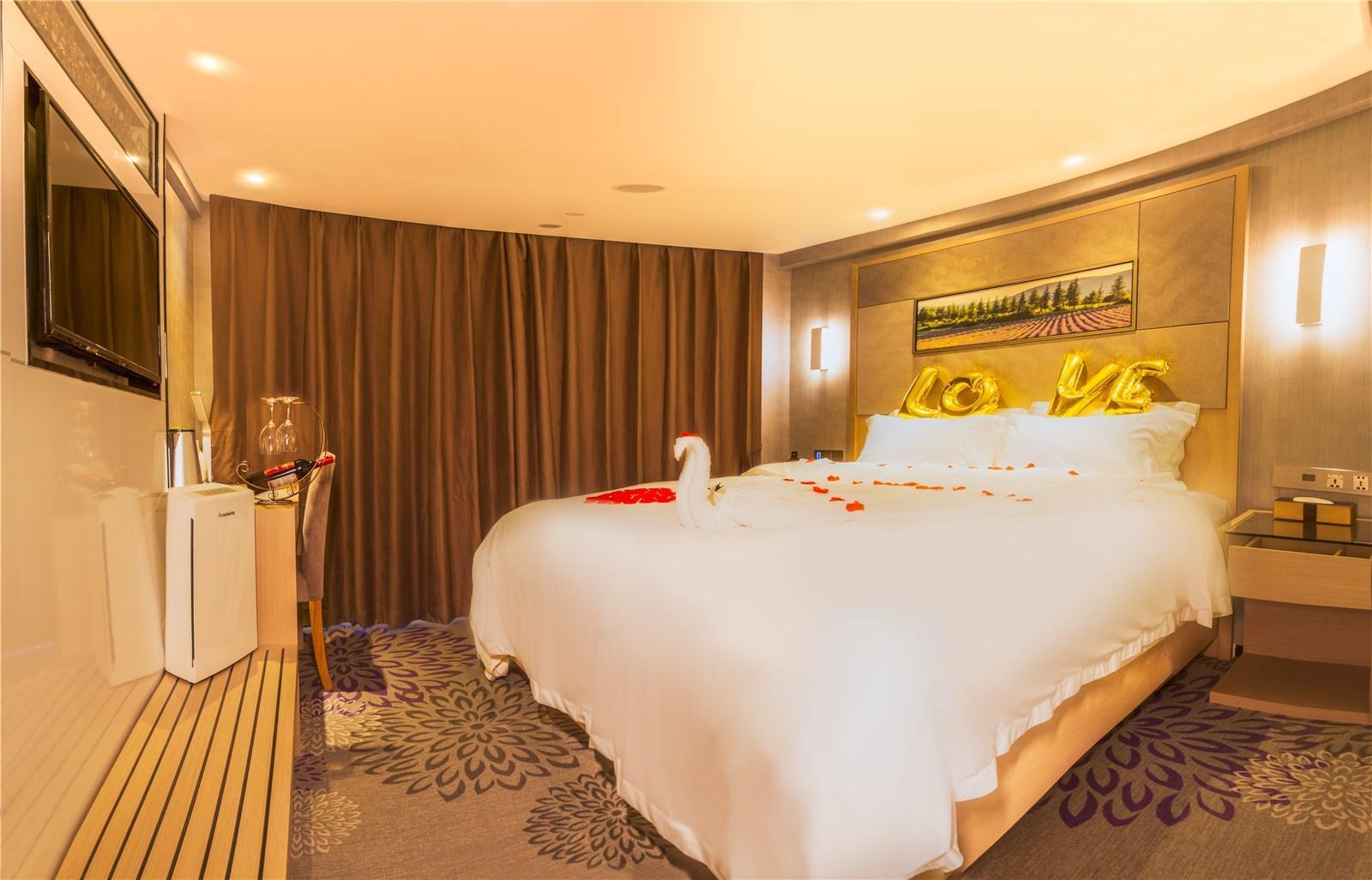 Lavande Hotel Qingdao Wusi Plaza Branch 15/38
