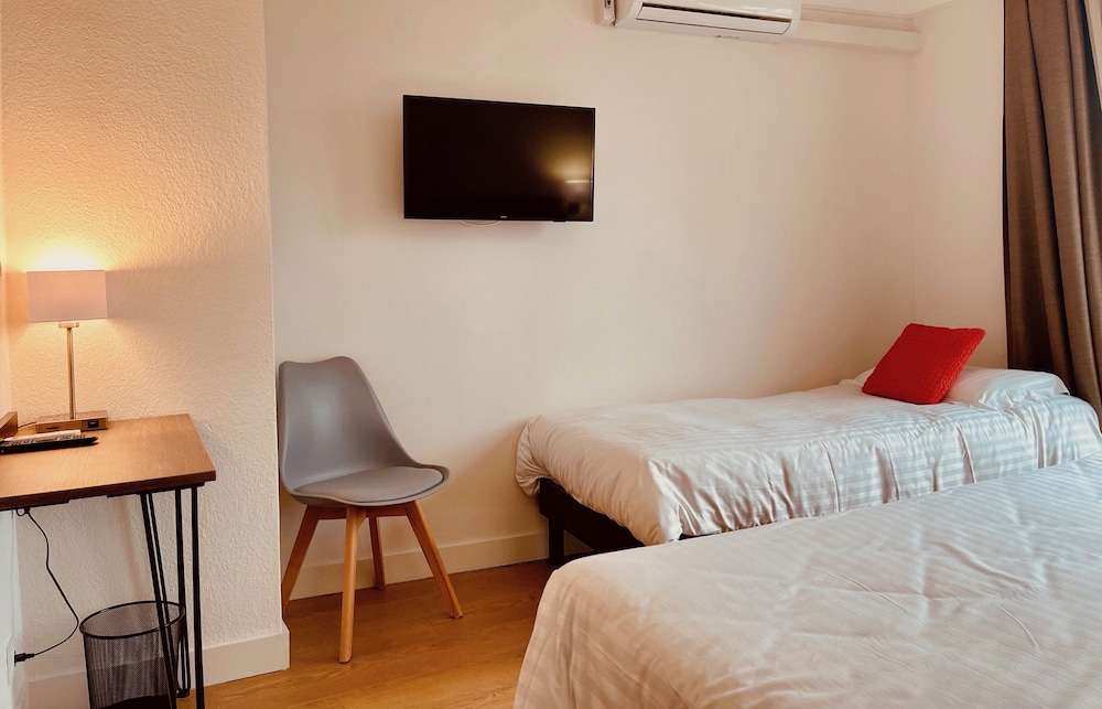 Hotel Courbet 11/60