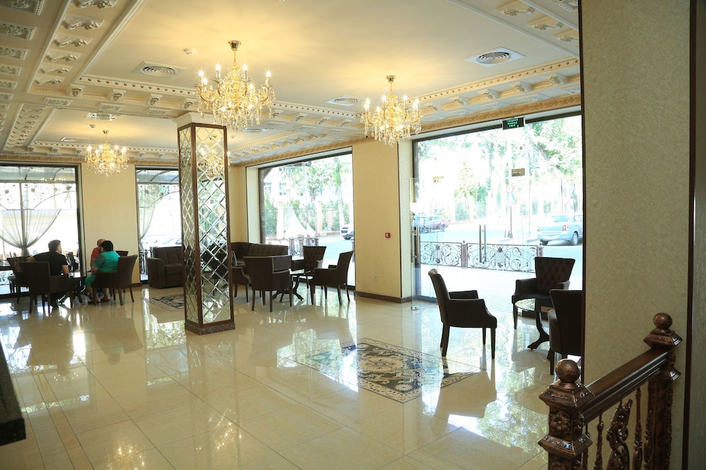 Grand Capital Hotel 32/50