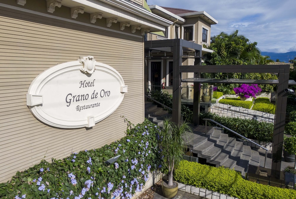 Hotel Grano de Oro 5/77