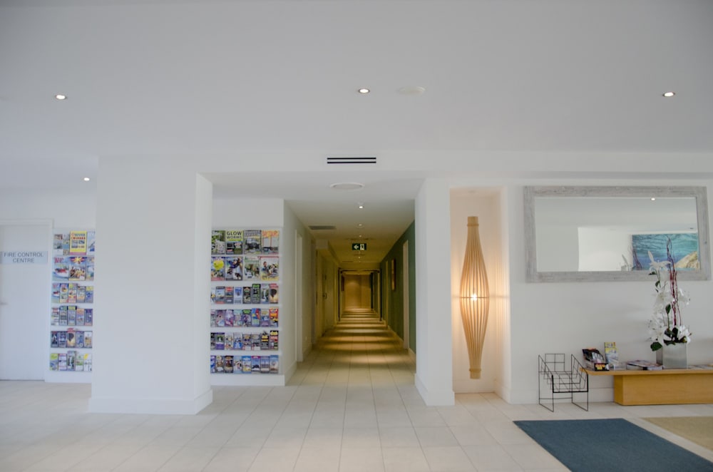 Kirra Surf Apartments 32/75