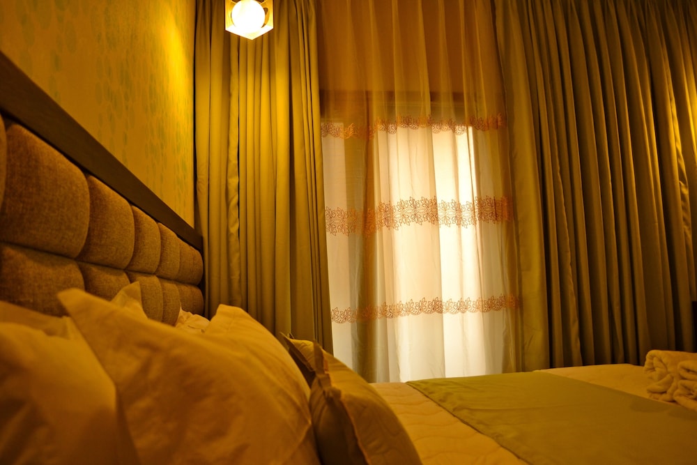 Hotel Buddha 28/50