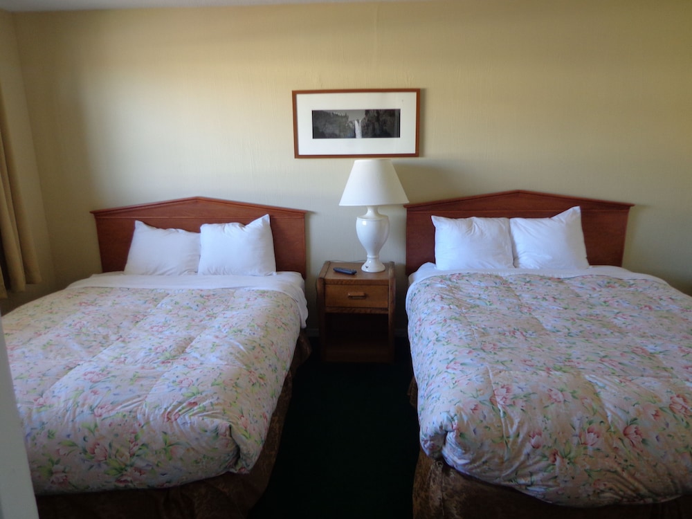 Ocean Shores Inn Suites 30/49