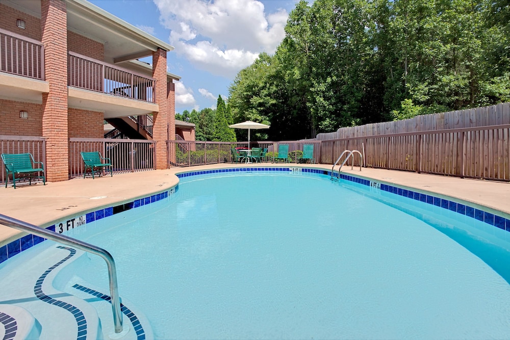 Super 8 by Wyndham Acworth/Atlanta Area GA 5/27