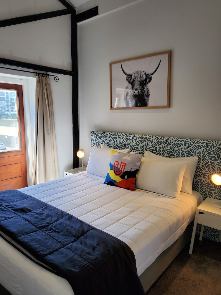 U Boutique Hotel Wellington, SureStay Collection by BW 7/68