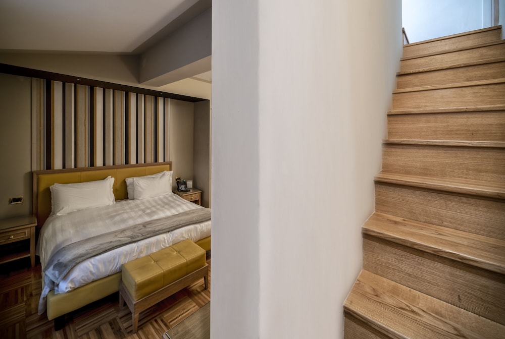 Solo Experience Hotel 25/74
